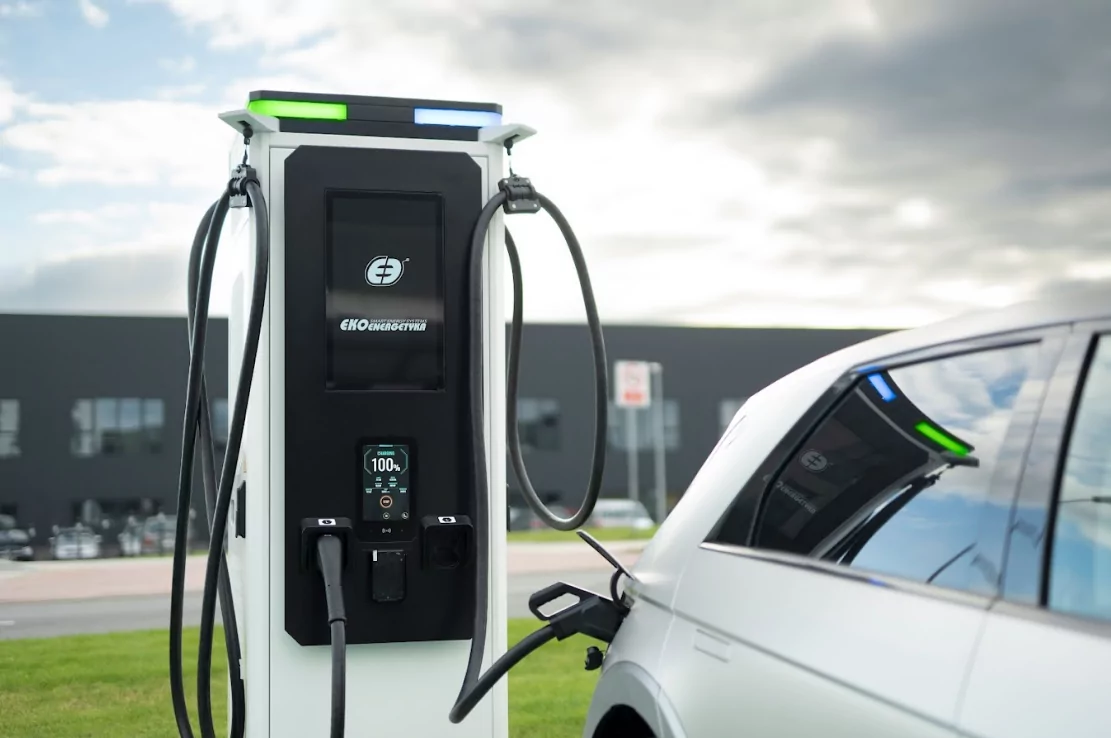Merită să cumperi o mașină electrică în 2026?